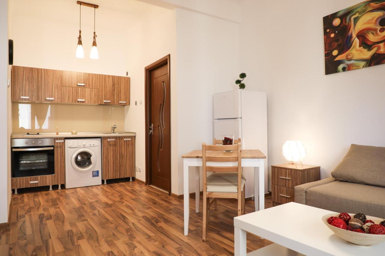 Ultracentral Apartament With Balcony - Old Town Bucharest Luaran gambar